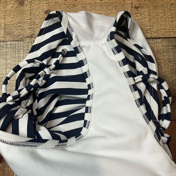 Kona Sol | UNWORN Classic Navy White Stripe One Piece Bathing Suit Sz XS - Picture 5 of 5